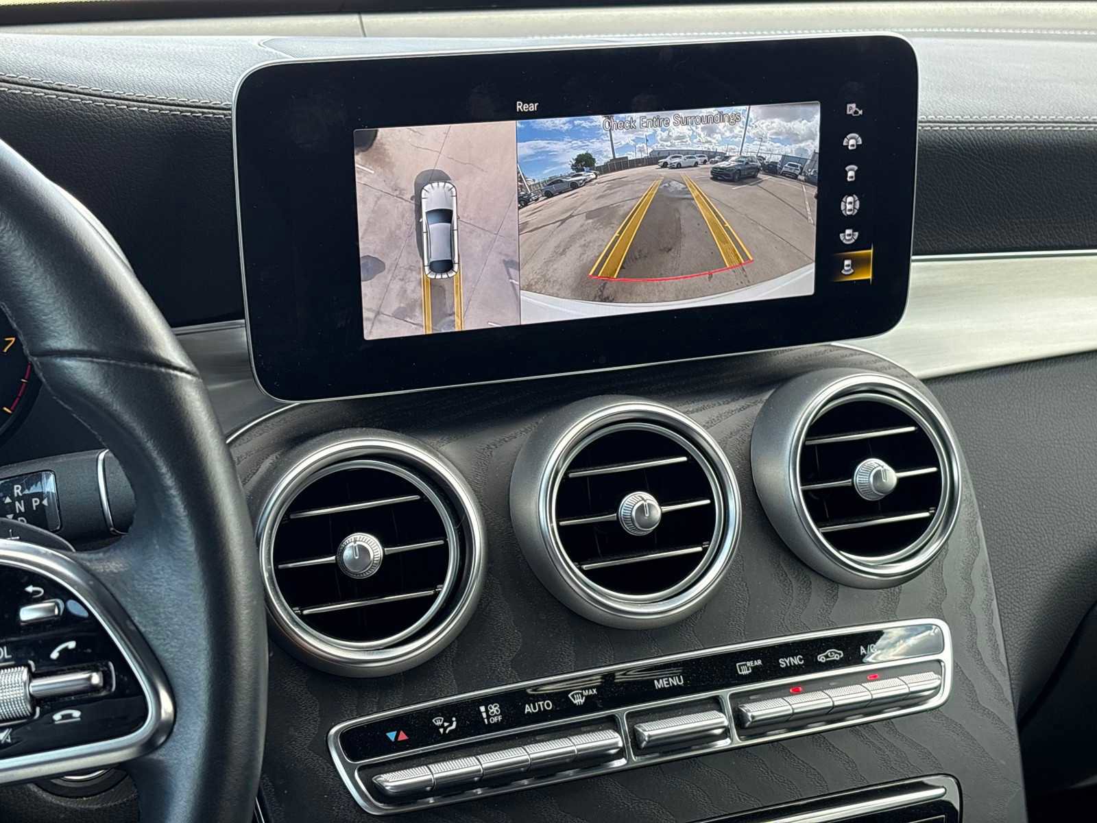 Used 2023 Mercedes-Benz GLC 300 4MATIC Coupe image 19