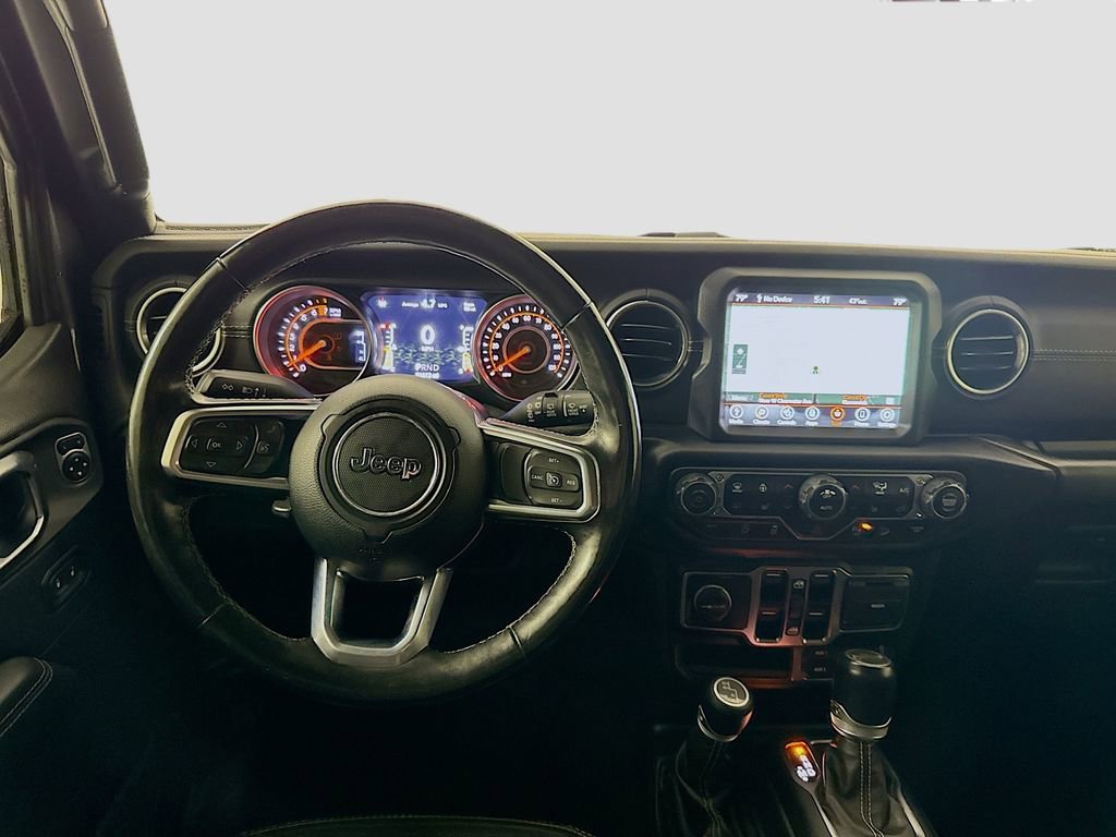 Used 2020 Jeep Wrangler Unlimited Sahara w/ Uconnect 4C Nav & Sound Group image 17