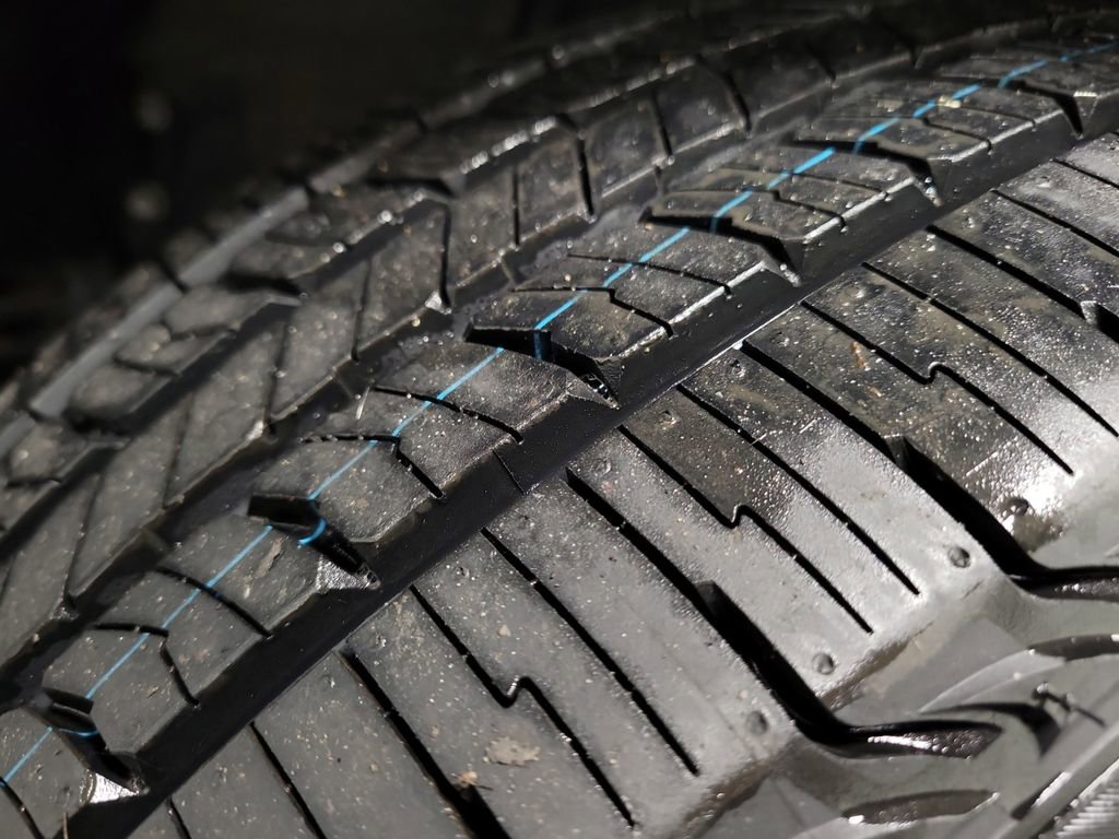 Used 2019 Toyota Highlander LE image 11