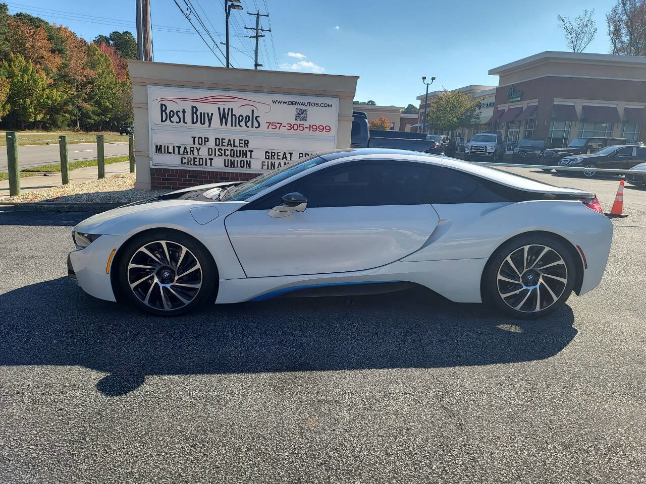 Used 2016 BMW i8 image 4