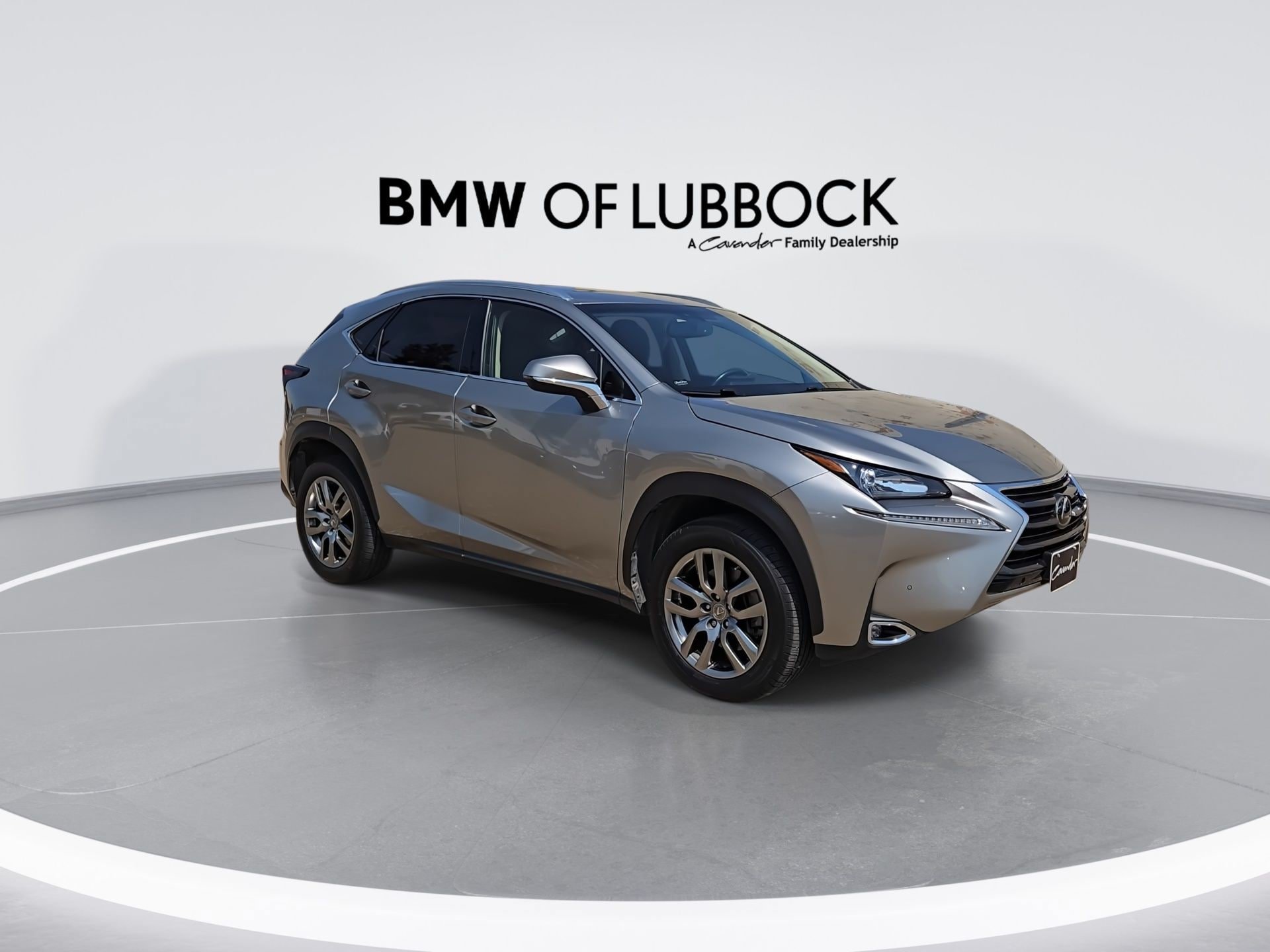 Used 2015 Lexus NX 200t FWD w/ Luxury Package image 2