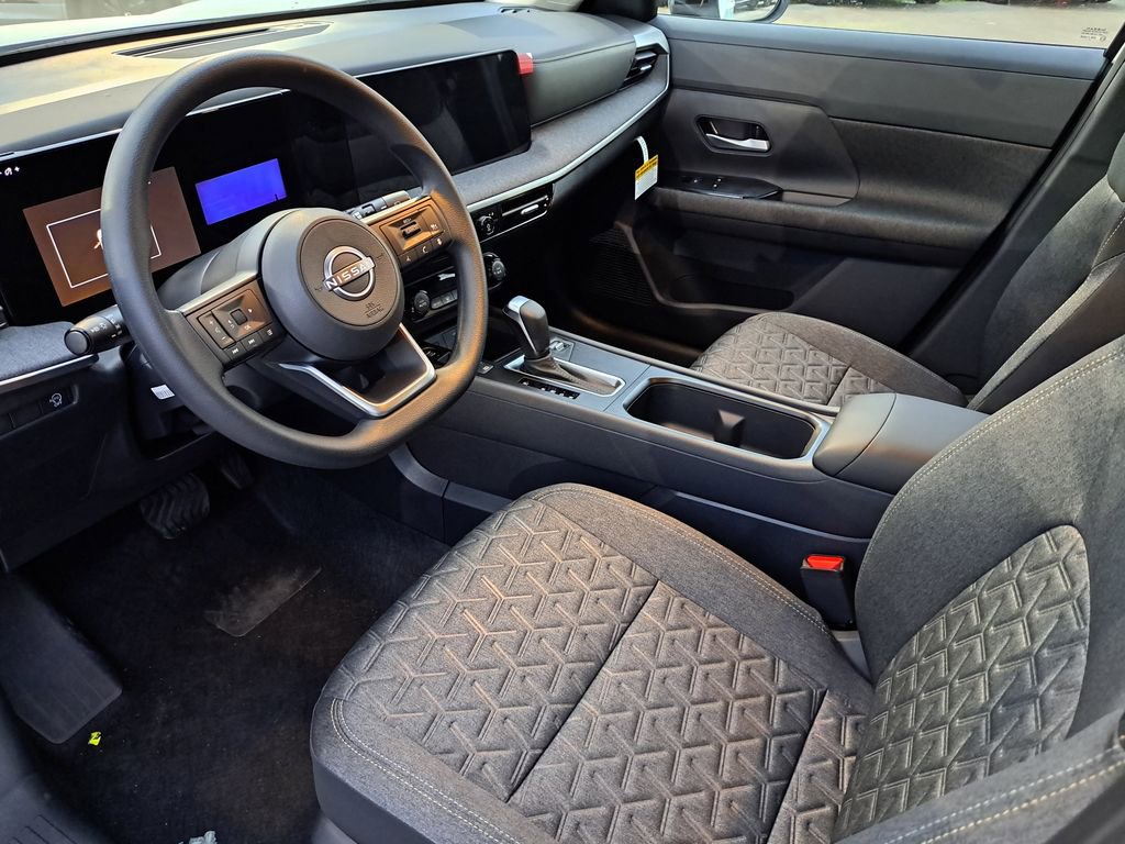 New 2026 Nissan Kicks SV image 7