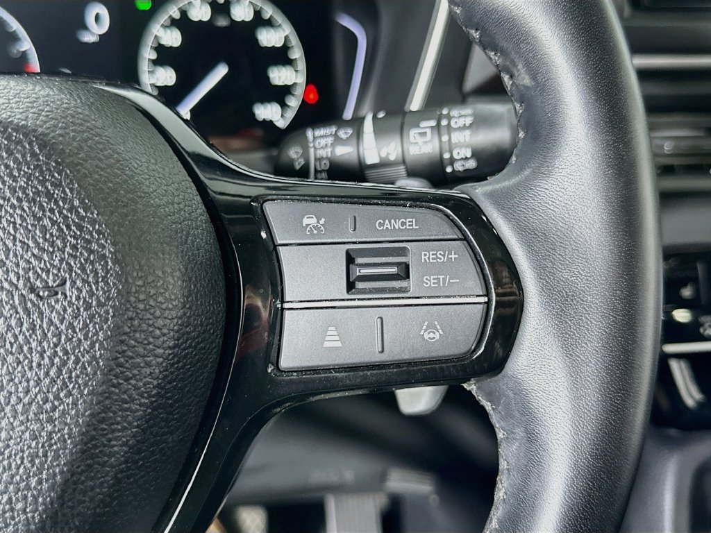 Used 2023 Honda Pilot Touring image 27