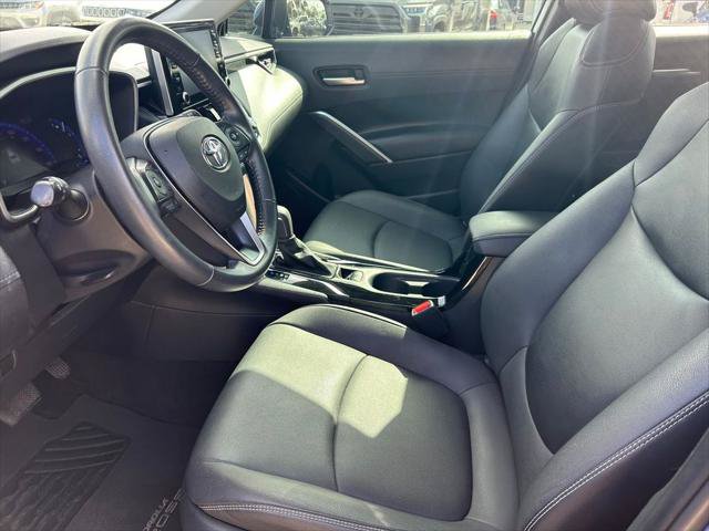 Certified 2022 Toyota Corolla Cross XLE w/ Convenience Package FWD image 11