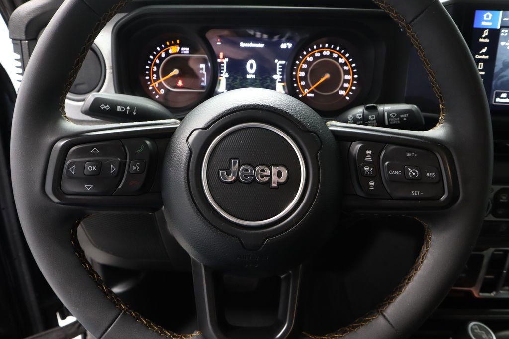 Used 2024 Jeep Wrangler Unlimited Sport AWD/4WD image 31