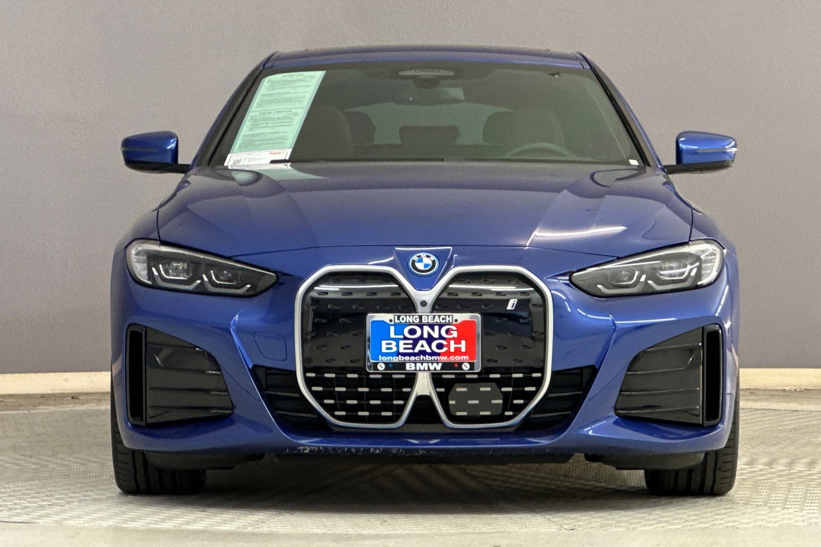 Certified 2022 BMW i4 eDrive40 w/ M Sport Package image 5