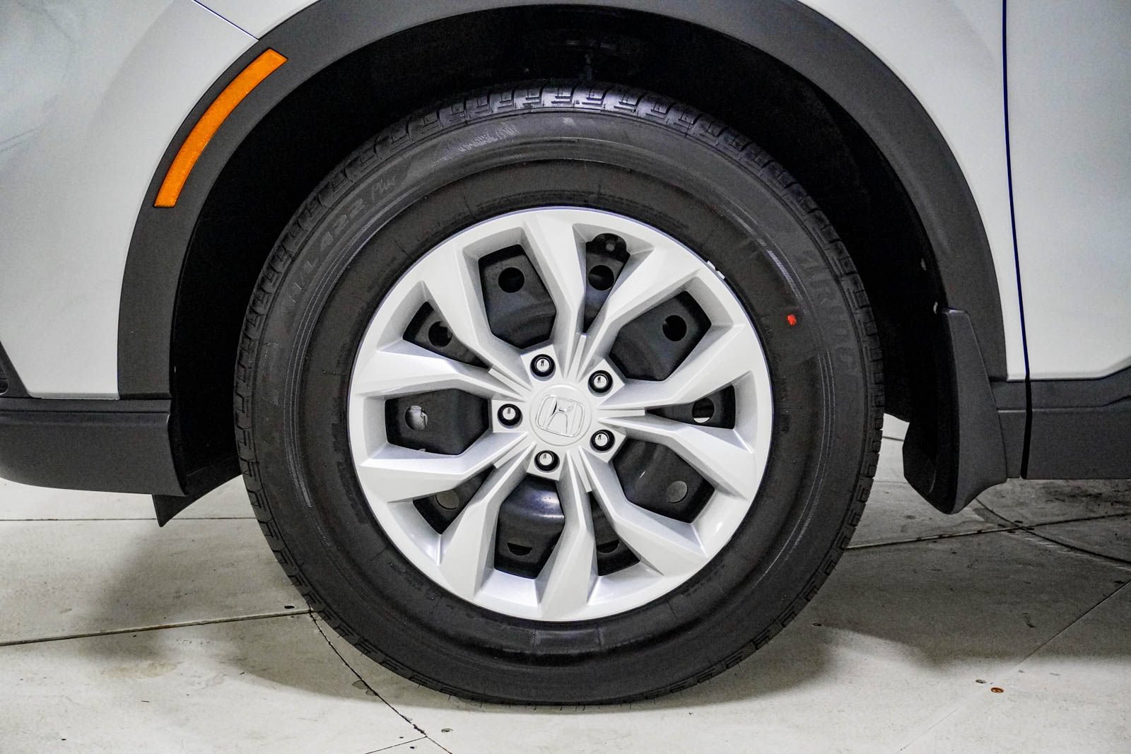 Used 2025 Honda CR-V LX image 15