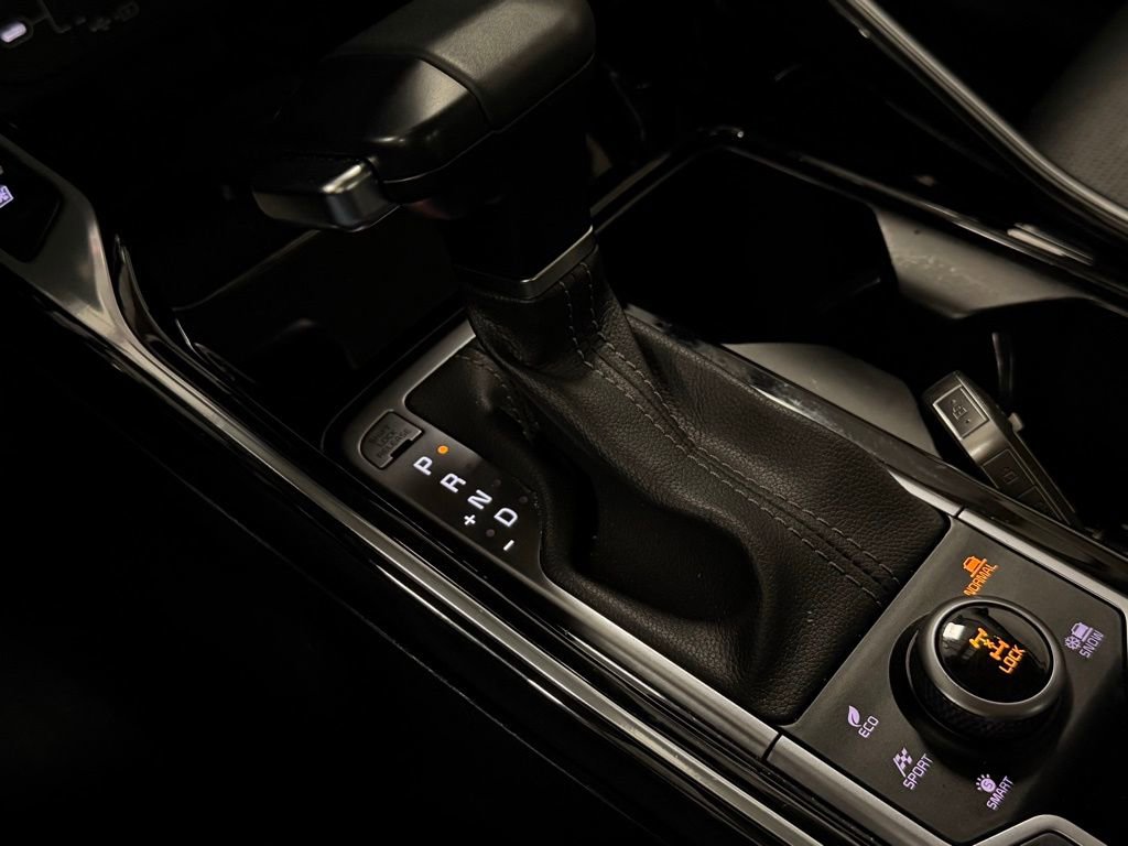 Used 2024 Kia Sorento SX image 23