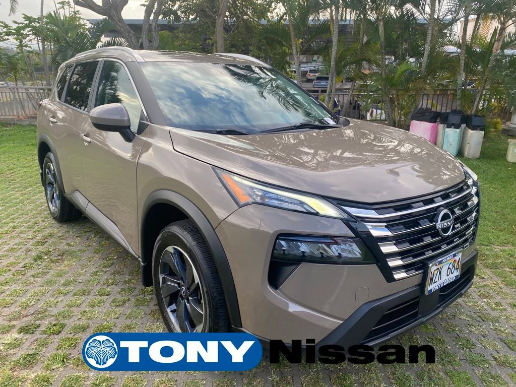 Certified 2024 Nissan Rogue SV w/ SV Premium Package image 1