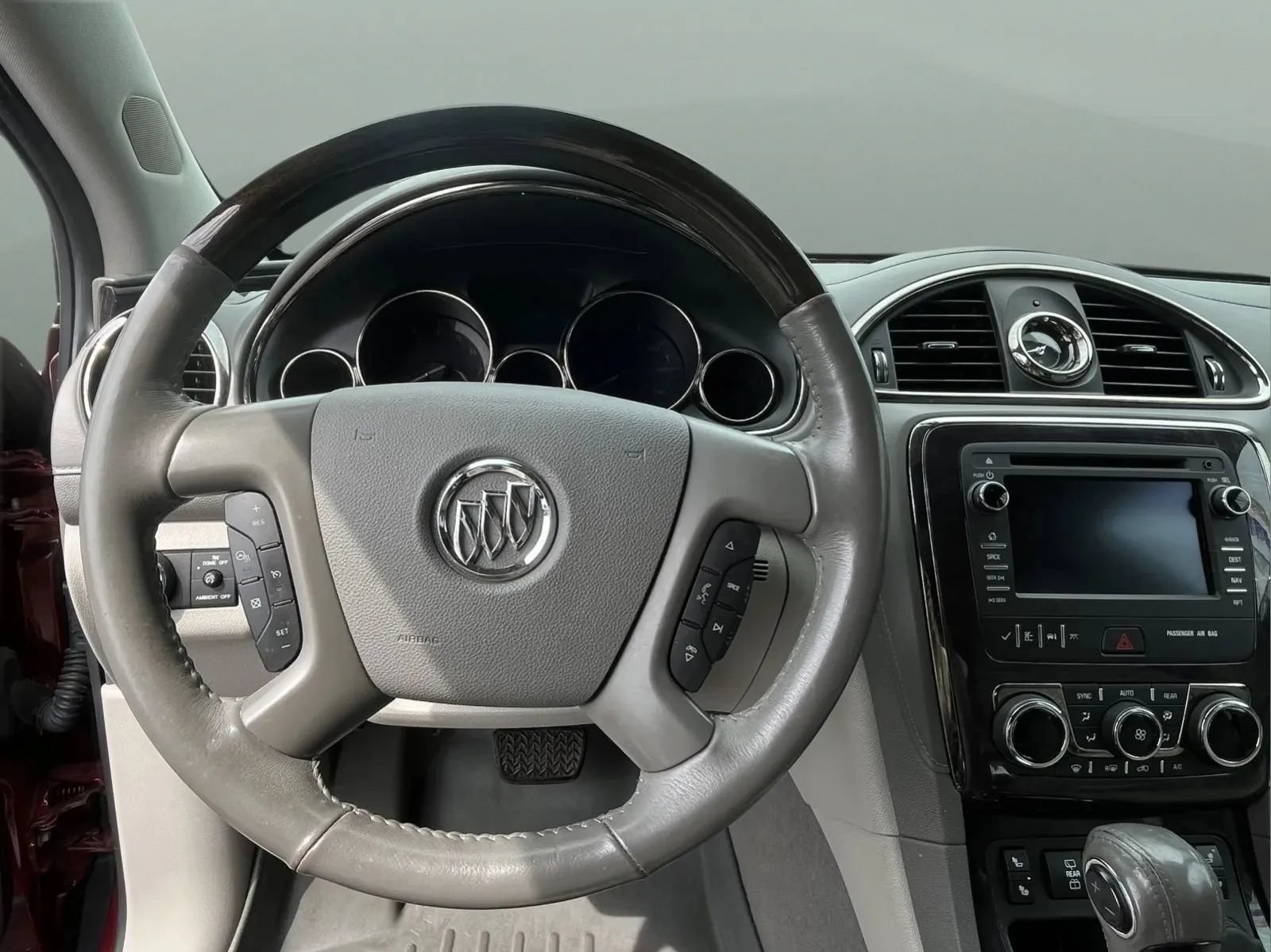 Used 2016 Buick Enclave Leather AWD/4WD image 8