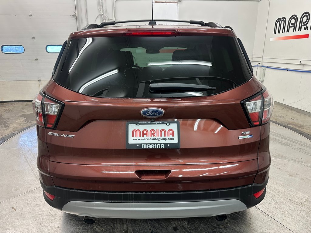 Used 2018 Ford Escape SE image 14