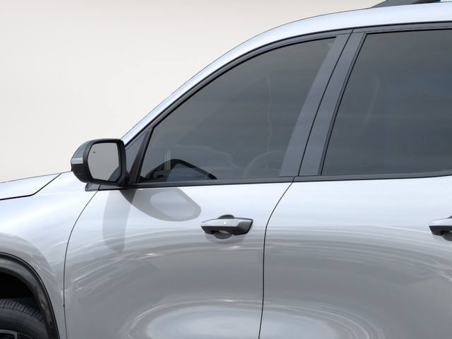 New 2026 Chevrolet Traverse RS w/ LPO, Floor Liner Package AWD/4WD image 12