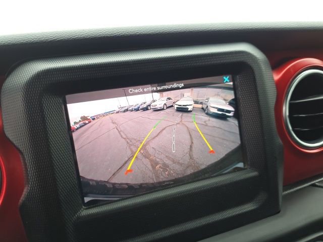 Used 2021 Jeep Wrangler Unlimited Rubicon w/ Cold Weather Group image 23