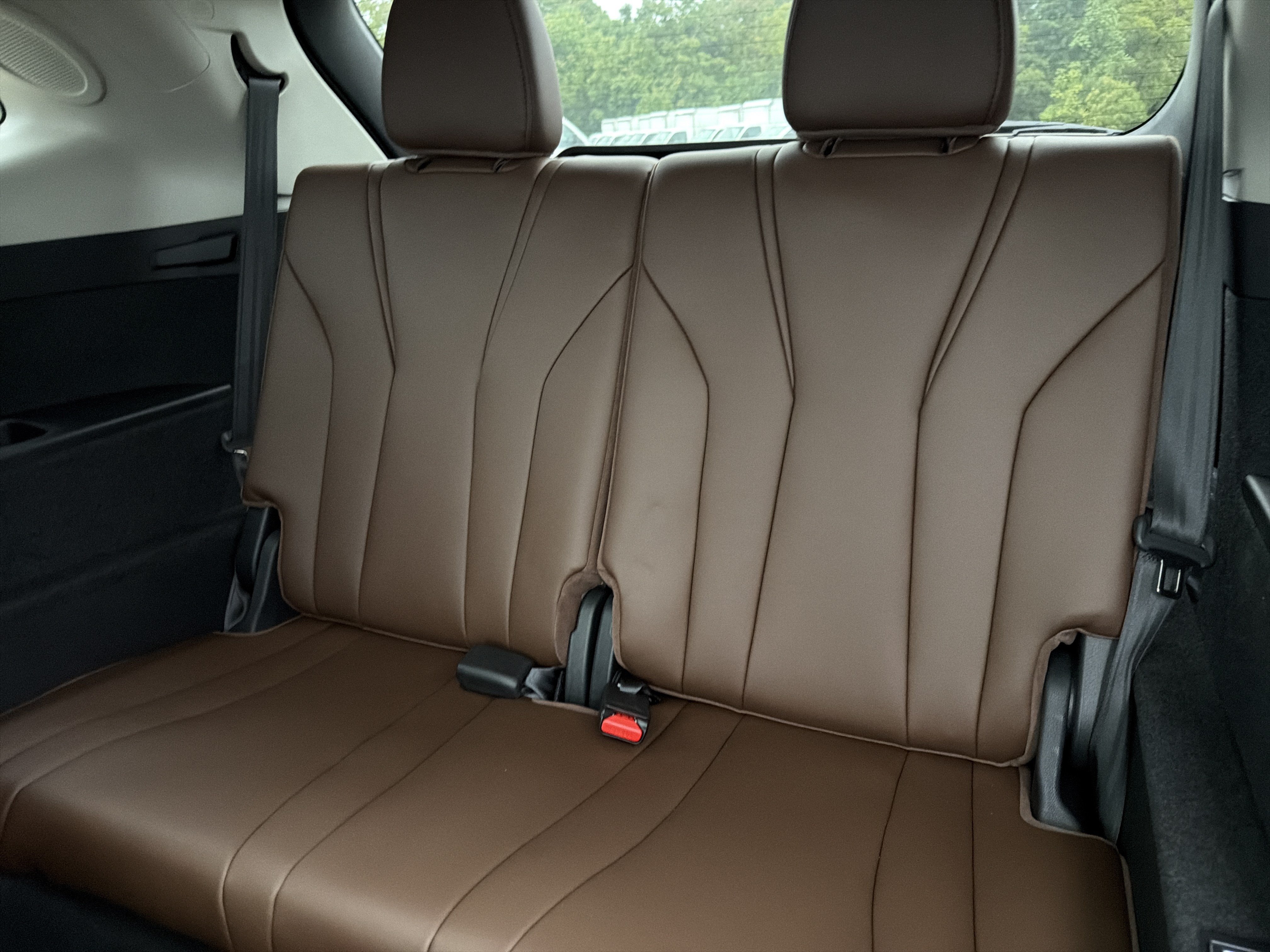 Certified 2026 Acura MDX w/ Technology Package FWD image 35