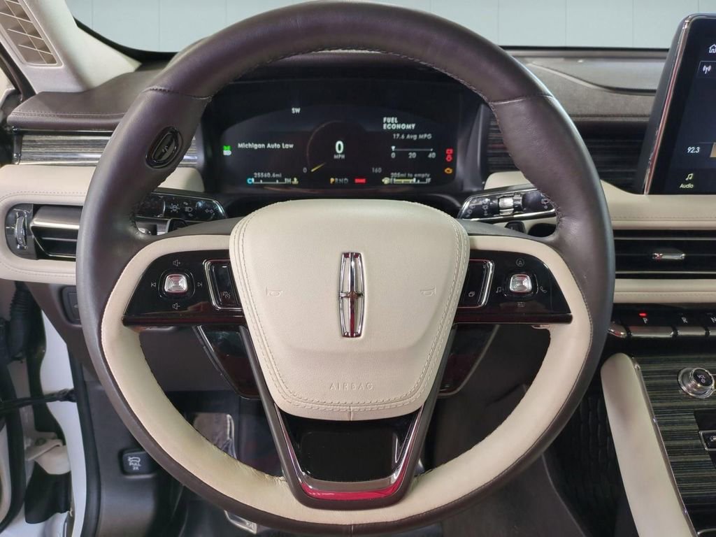Certified 2023 Lincoln Aviator Black Label w/ Dynamic Handling Package image 19
