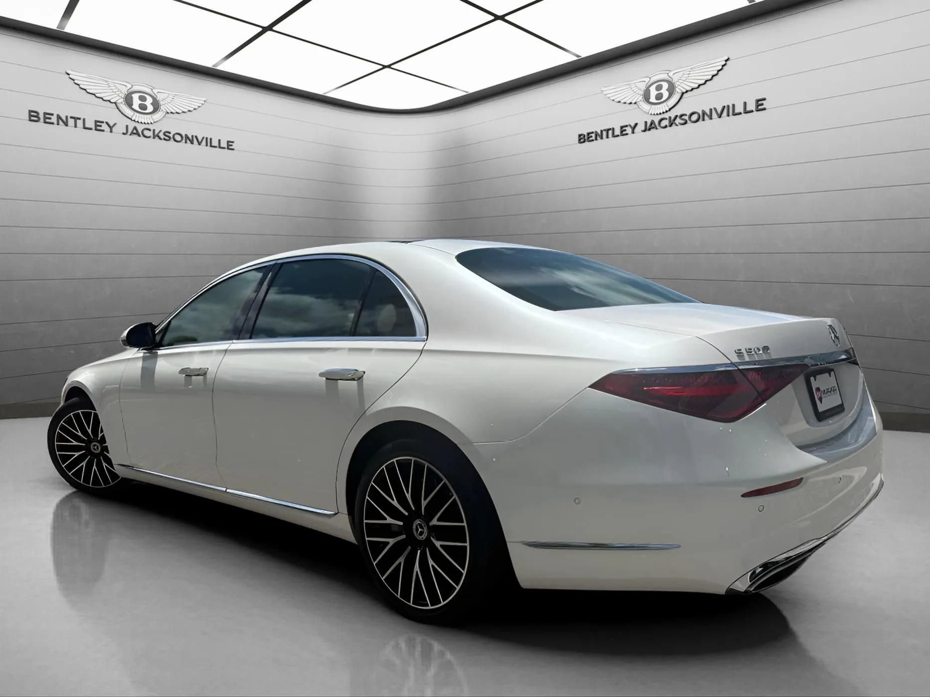 Used 2022 Mercedes-Benz S 500 4MATIC video 3