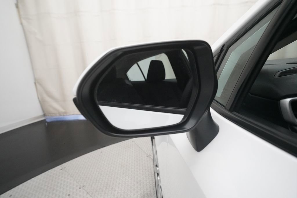 Used 2025 Toyota Corolla LE FWD image 24