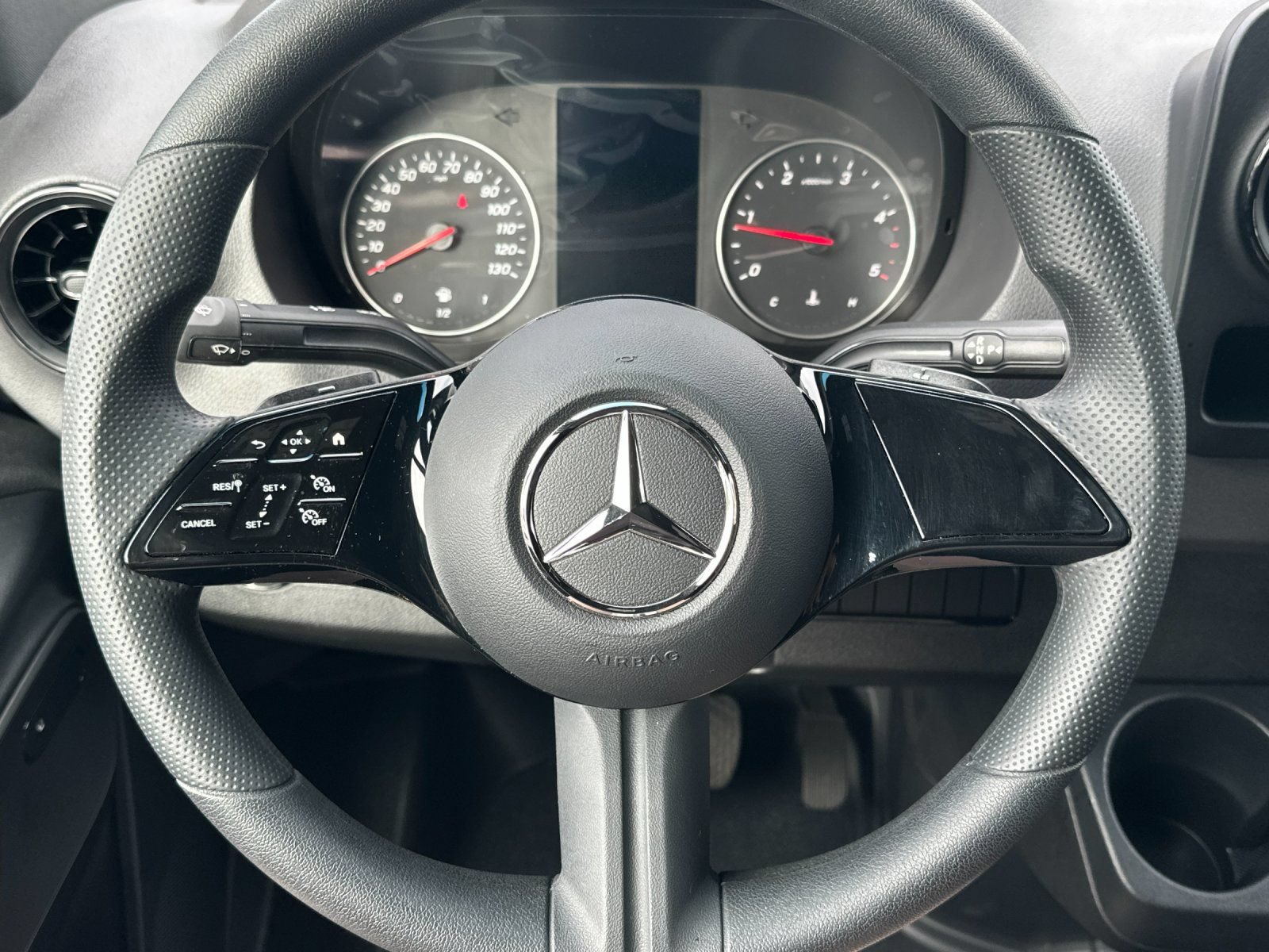 Used 2025 Mercedes-Benz Sprinter 2500 image 23
