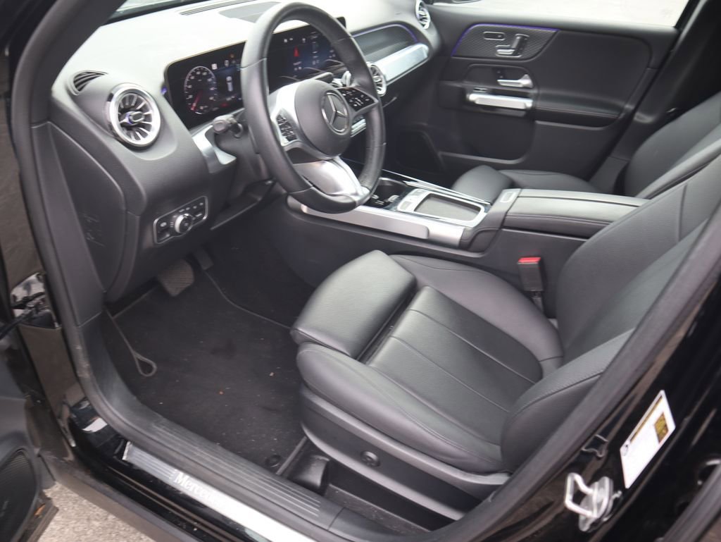 Certified 2025 Mercedes-Benz GLB 250 image 13