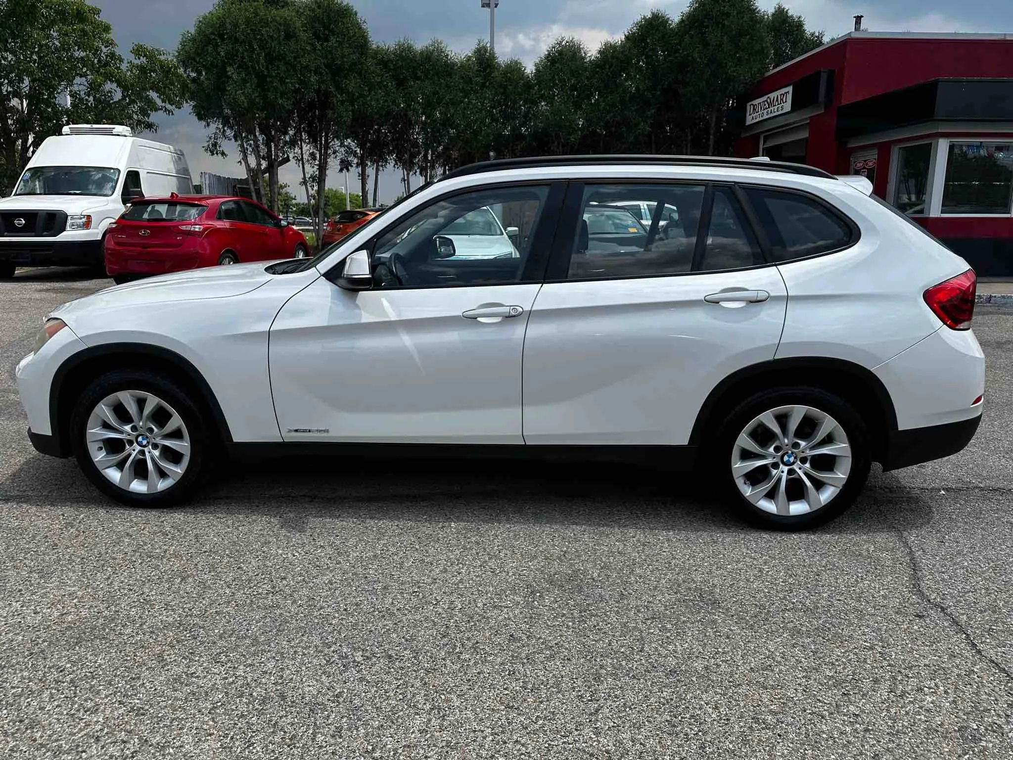 Used 2013 BMW X1 xDrive28i image 7