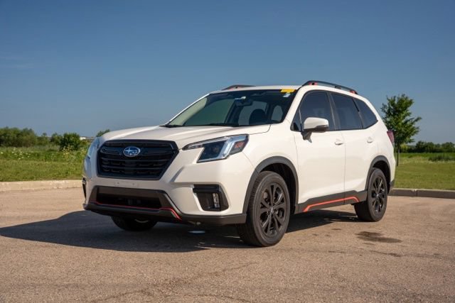 Used 2024 Subaru Forester Sport AWD/4WD image 3