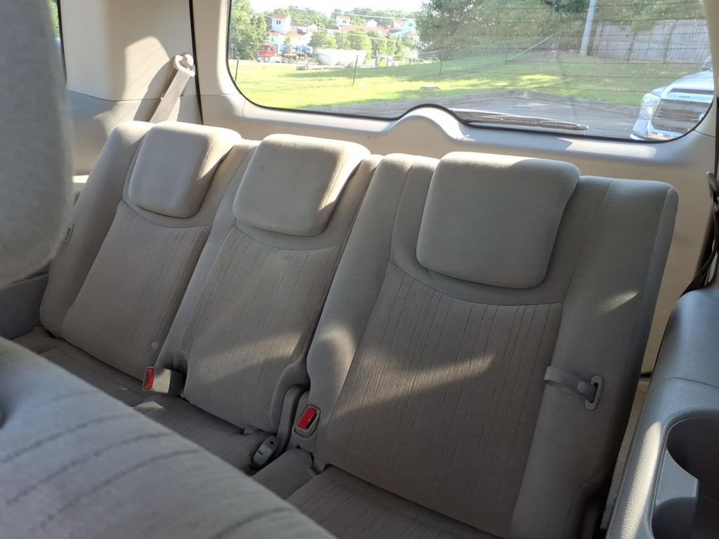 Used 2013 Nissan Quest SV FWD image 6