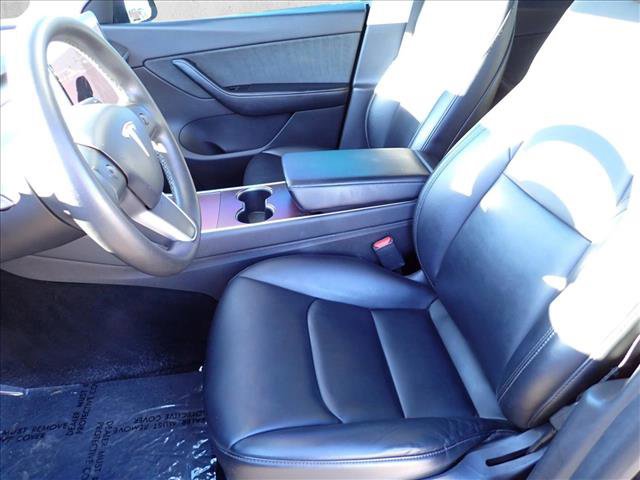 Used 2020 Tesla Model Y Long Range image 11