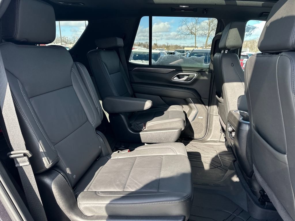 Used 2024 Chevrolet Tahoe Z71 w/ Luxury Package image 30