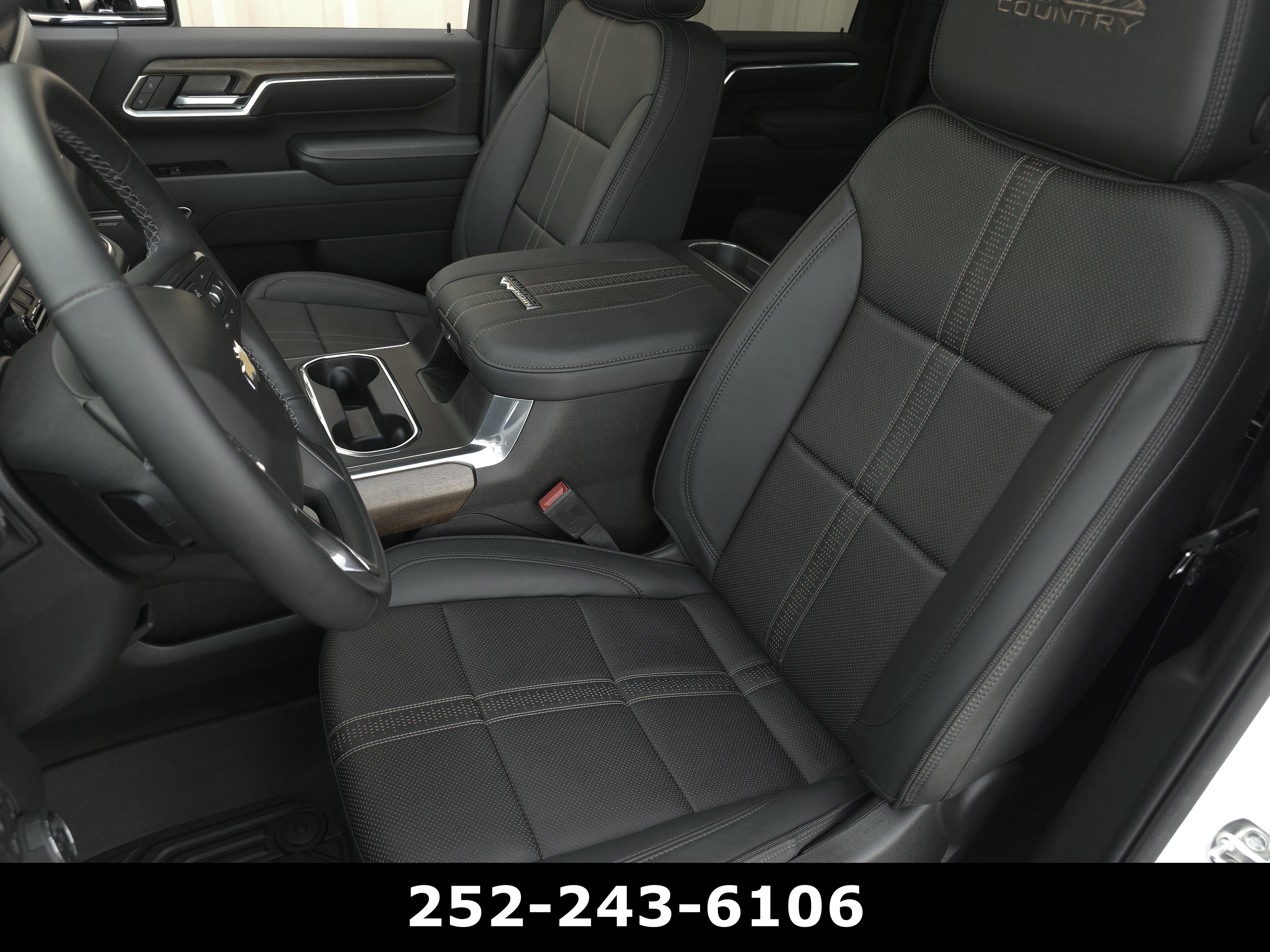 Used 2026 Chevrolet Silverado 2500 High Country w/ High Country Premium Package AWD/4WD image 10