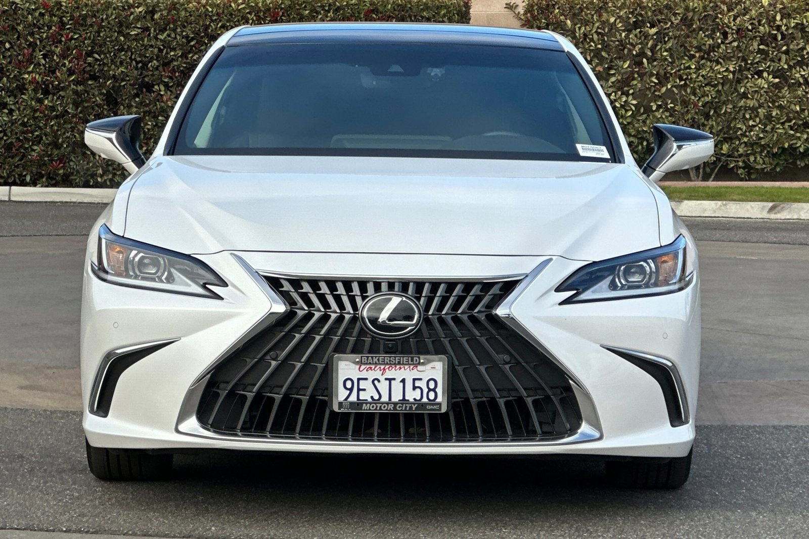 Used 2023 Lexus ES 350 Luxury image 9