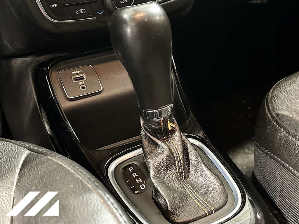 Used 2021 Jeep Compass Limited image 18