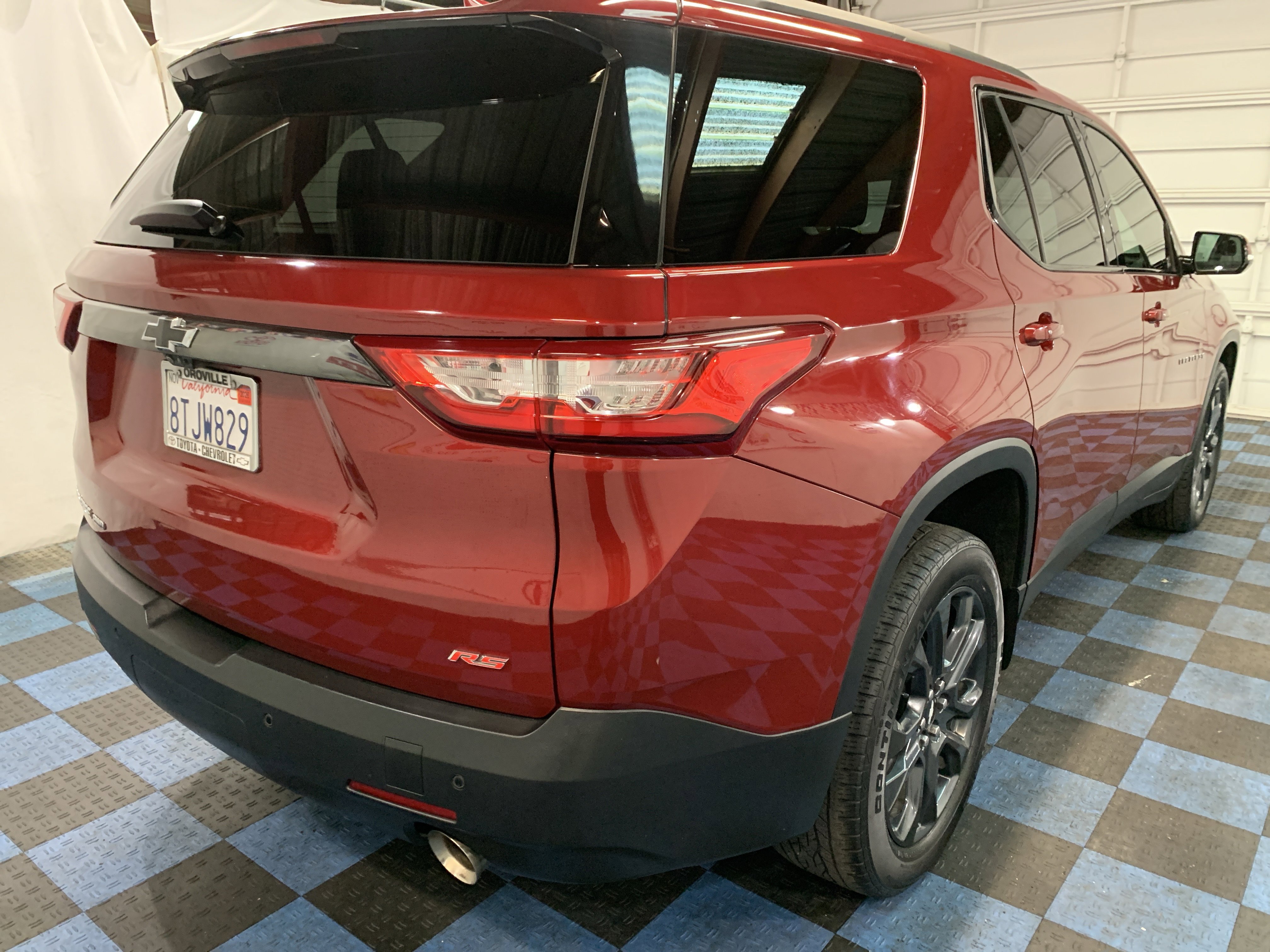 Used 2020 Chevrolet Traverse RS w/ LPO, Floor Liner Package image 10