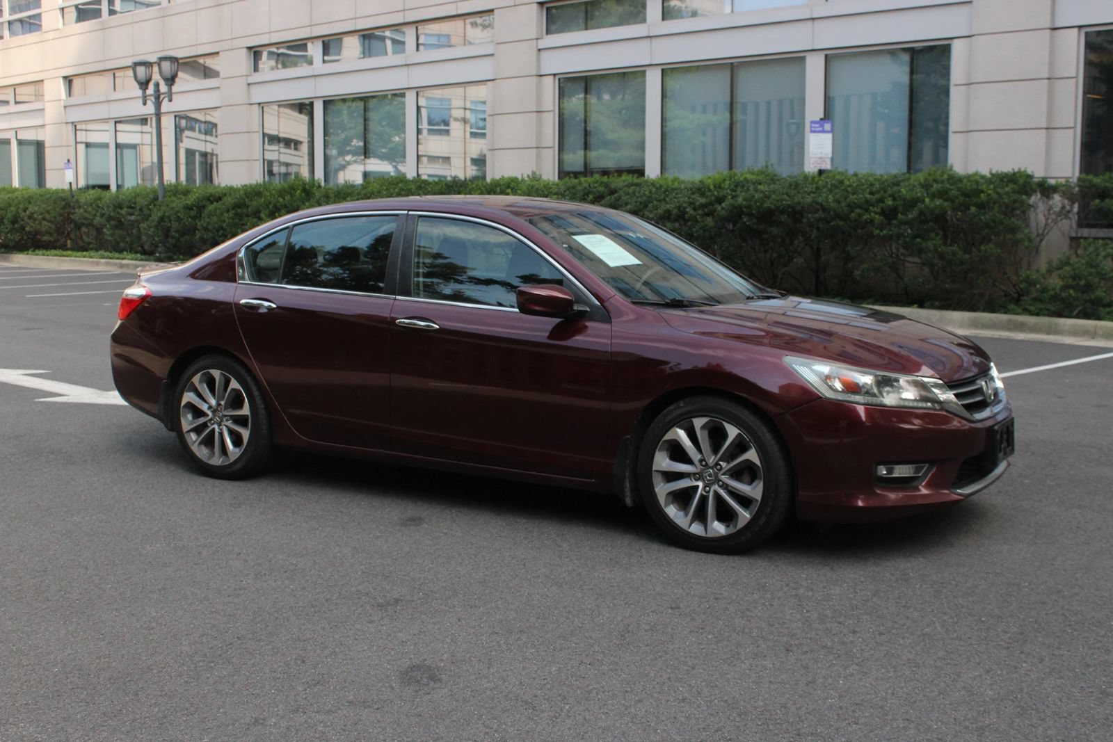 Used 2013 Honda Accord Sport image 2