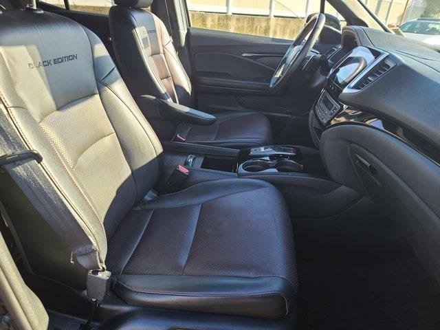 Certified 2020 Honda Ridgeline Black Edition image 18