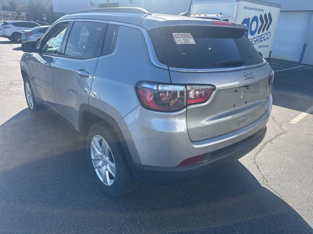 Used 2022 Jeep Compass Latitude w/ Convenience Group image 3