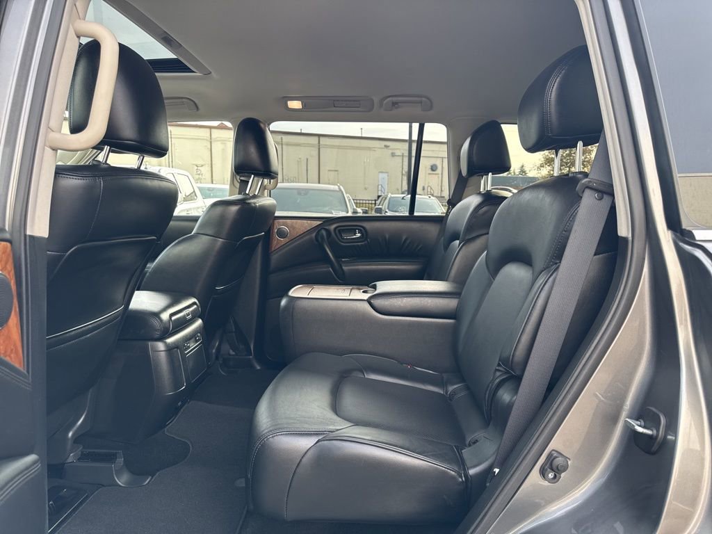 Used 2024 Nissan Armada SL w/ Captain's Chairs Package image 26