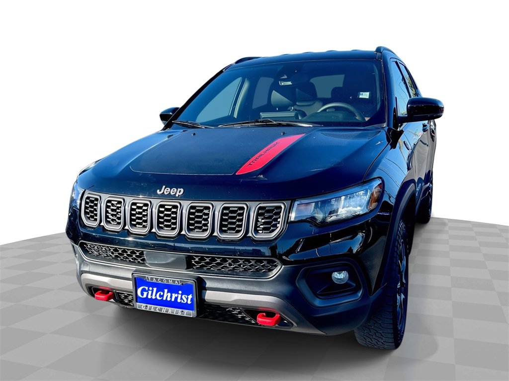Used 2024 Jeep Compass Trailhawk image 1