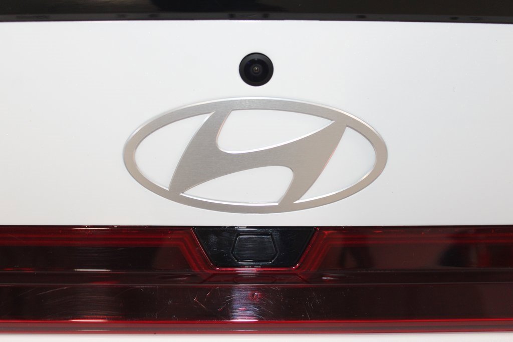 Used 2025 Hyundai Elantra Sport image 43