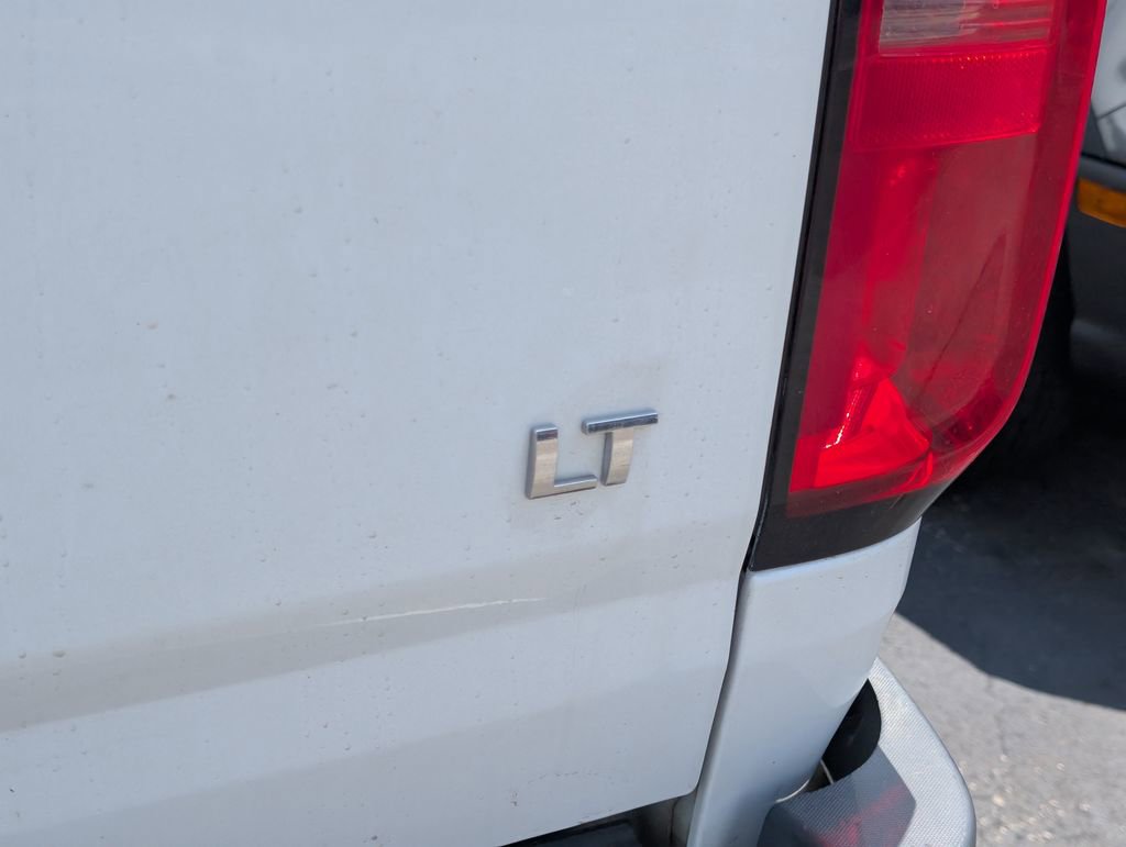 Used 2017 Chevrolet Colorado LT w/ LT Convenience Package RWD image 9