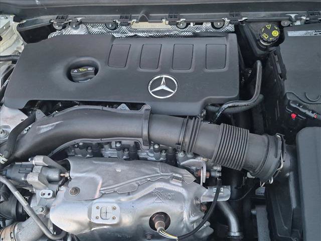 Used 2021 Mercedes-Benz CLA 250 image 21