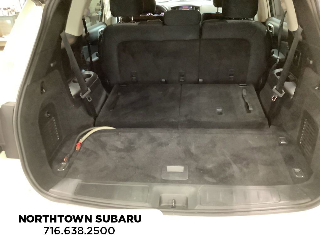 Used 2019 Nissan Pathfinder SV image 14