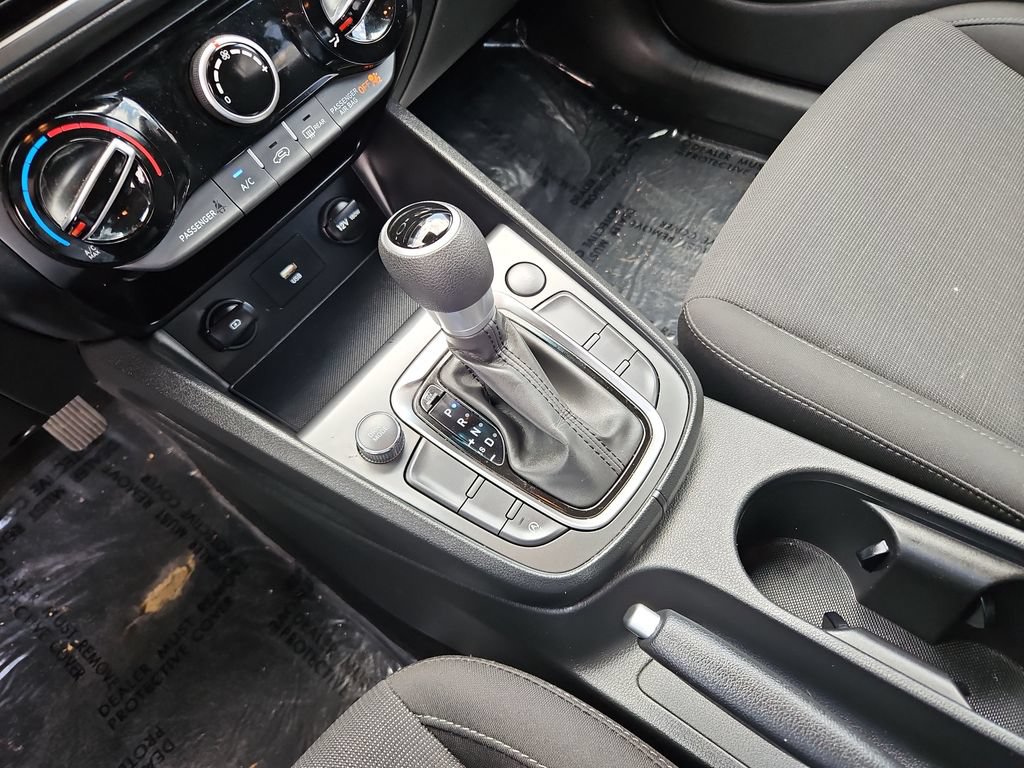 Used 2023 Hyundai Kona SEL w/ Cargo Package AWD/4WD image 18