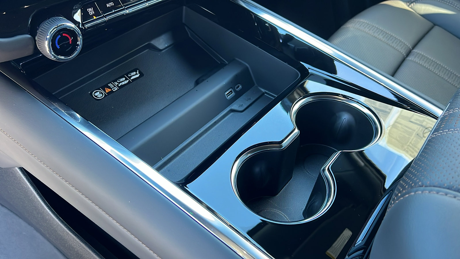 New 2026 Chevrolet Suburban High Country w/ LPO, Get Active Package image 25