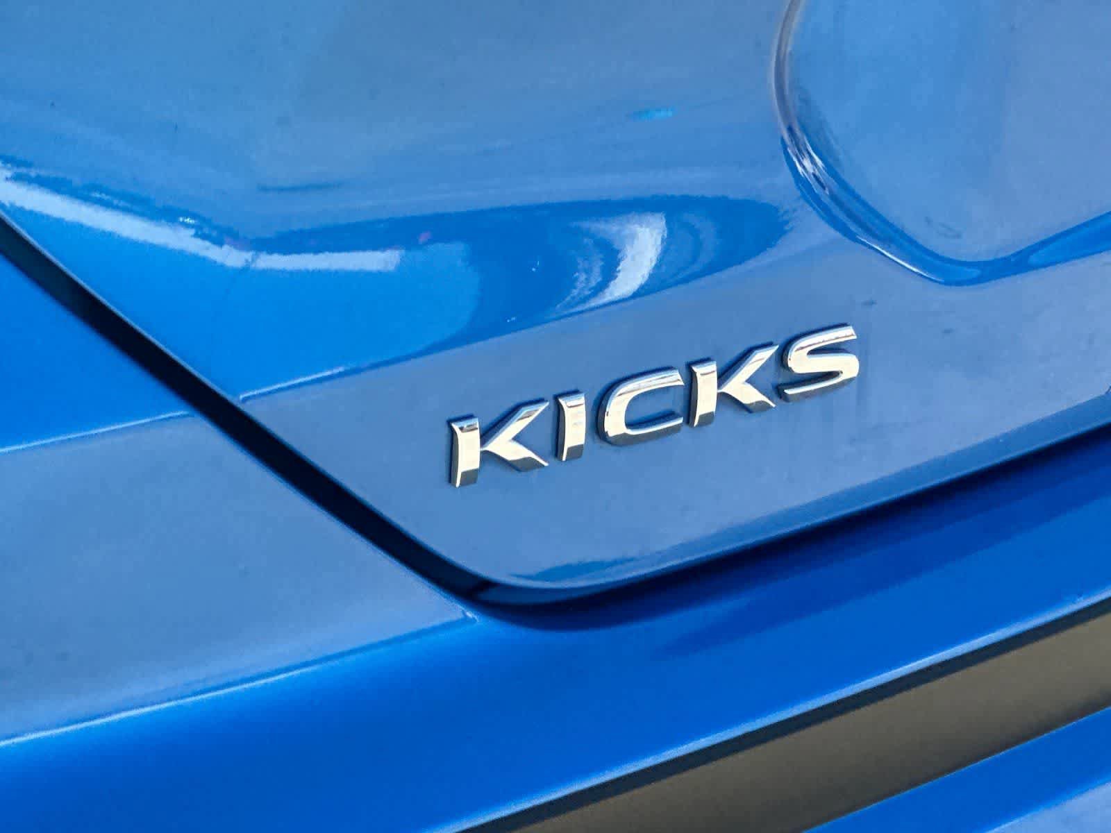 Used 2021 Nissan Kicks SV FWD image 28