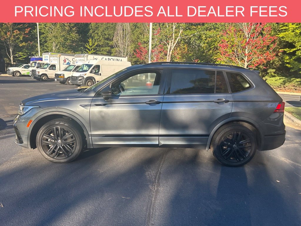 Used 2022 Volkswagen Tiguan SE R-Line AWD/4WD image 5