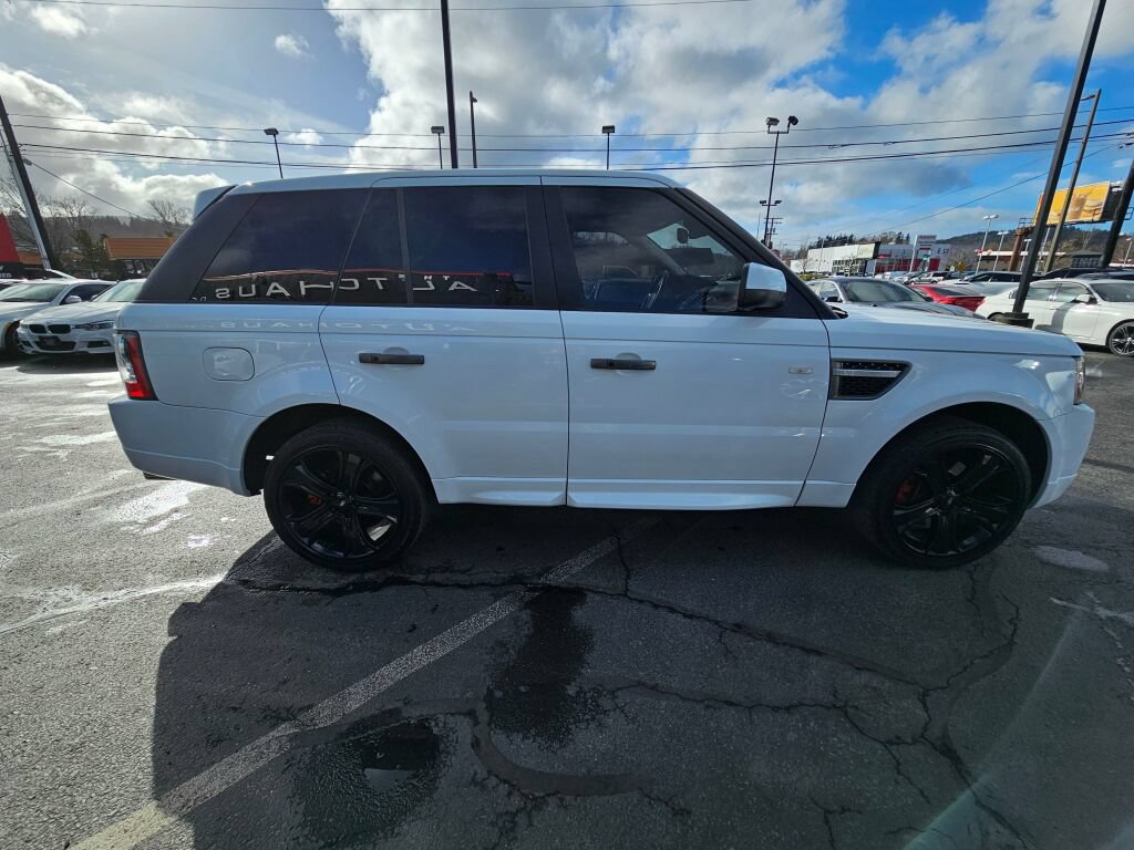 Used 2011 Land Rover Range Rover Sport HSE AWD/4WD image 6