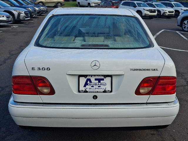 Used 1999 Mercedes-Benz E 300 Sedan image 5