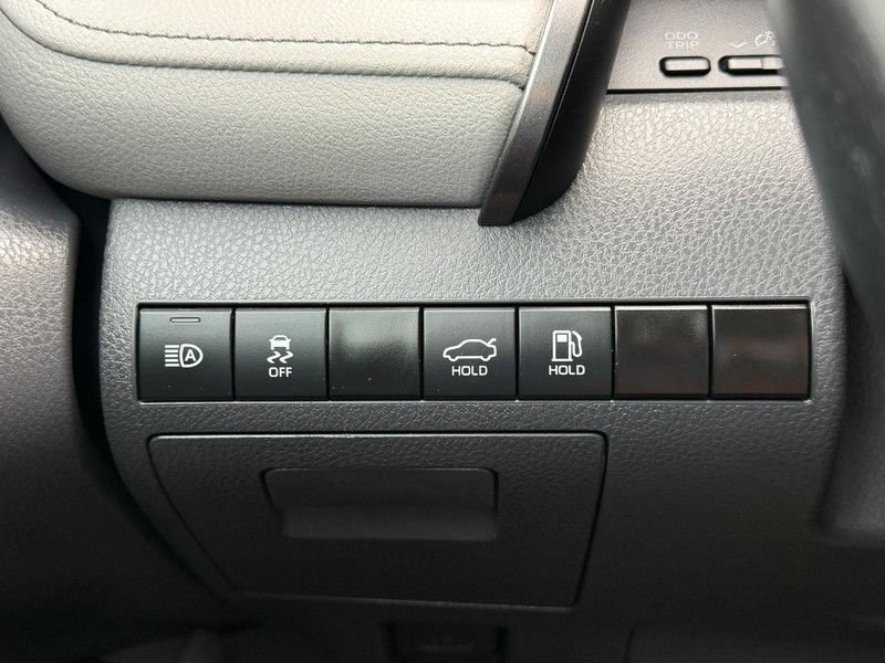 Used 2023 Toyota Camry SE w/ Audio Upgrade Package FWD image 29