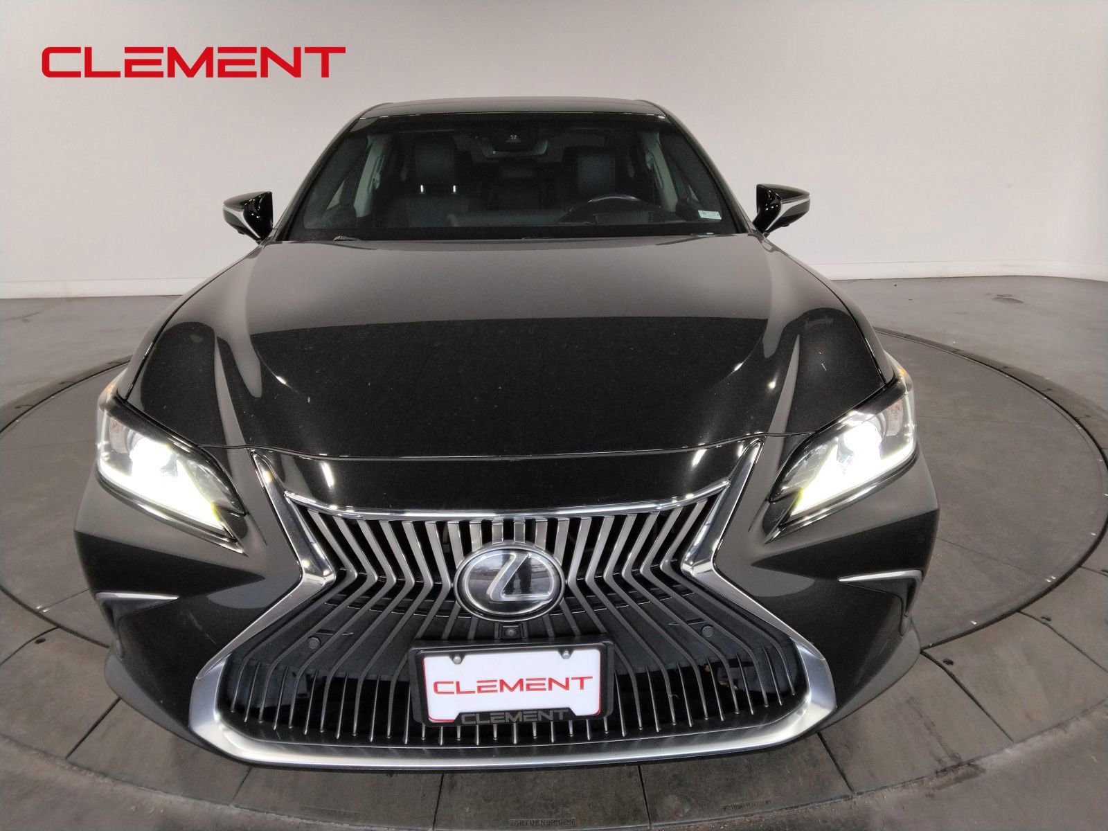 Used 2020 Lexus ES 350 Luxury w/ Accessory Package 2 image 3