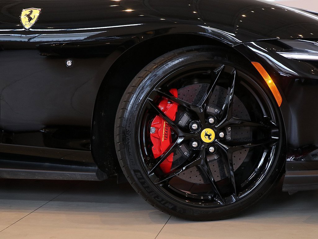 Certified 2024 Ferrari Roma image 10